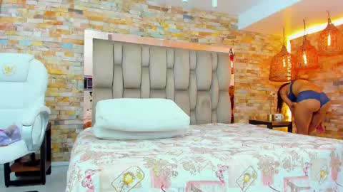  Karla  online show from 02/18/25, 07:52