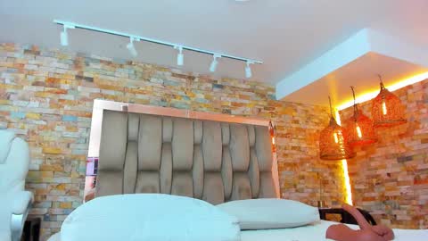  Karla  online show from 09/27/25, 08:47