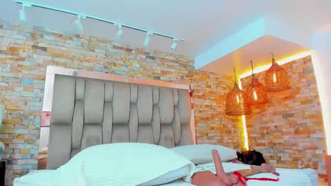  Karla  online show from 10/09/25, 08:51