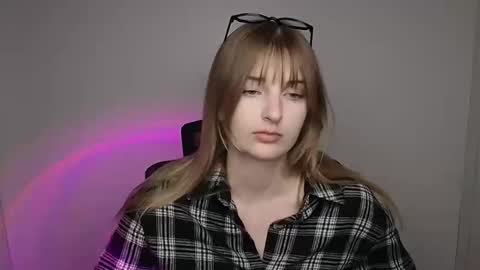 Karla online show from 09/28/25, 11:04