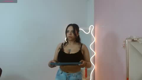 Snapshot of karla_tay1 chatting on 05/06/26, 11:48 karla_tay1 online show from 05/06/26, 11:48