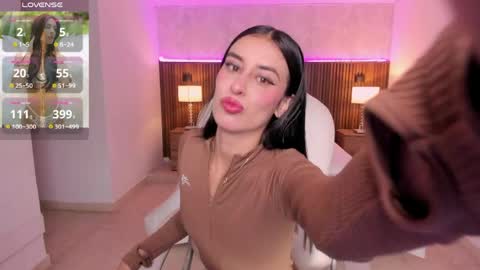 Karlaa  online show from 04/27/26, 11:08