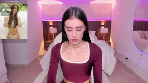Karlaa  online show from 07/25/26, 11:08