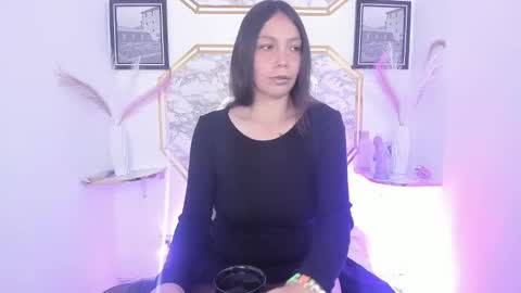 Snapshot of karlaaa__ chatting on 02/17/26, 01:18 Karla online show from 02/17/26, 01:18