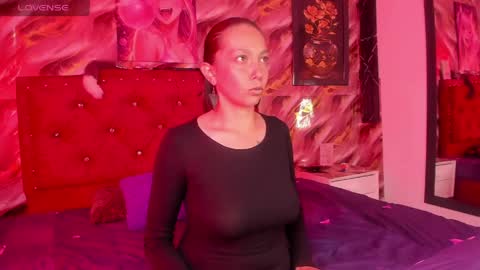 karlaahott online show from 05/18/26, 07:41