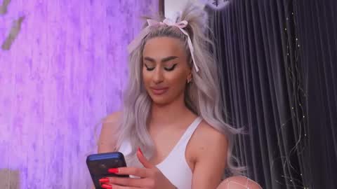 Snapshot of karlabart chatting on 01/18/26, 08:12 KarlaBart online show from 01/18/26, 08:12