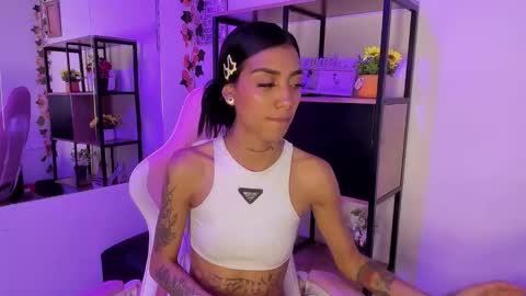 Snapshot of karlaslutskinny__ chatting on 01/31/26, 09:24 karlaslutskinny__ online show from 01/31/26, 09:24