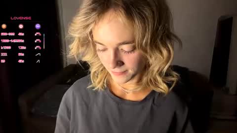 Snapshot of karlenegries chatting on 07/21/26, 11:07 Olivia online show from 07/21/26, 11:07