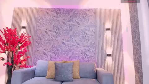 Snapshot of karlie_small chatting on 09/12/25, 08:20 Karli online show from 09/12/25, 08:20