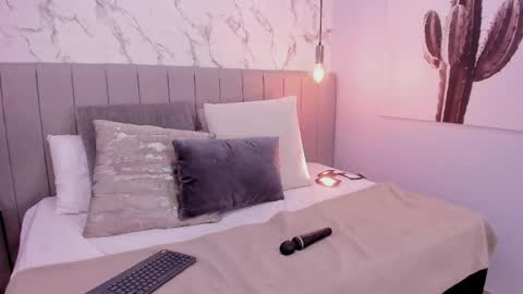 karlla_brown online show from 05/12/26, 01:30