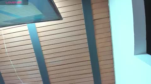 Snapshot of karly_moonn chatting on 11/18/25, 02:54 Karly Moonns online show from 11/18/25, 02:54