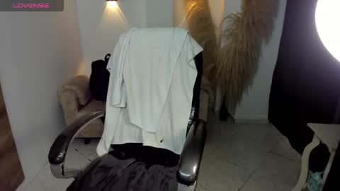 Snapshot of karlye_hot chatting on 02/06/26, 03:00 KARLYE online show from 02/06/26, 03:00