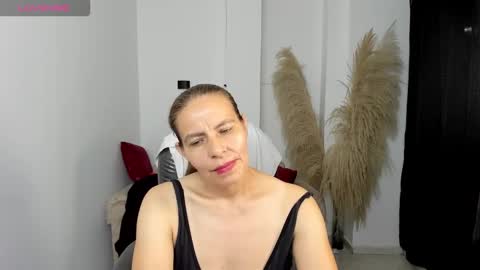 Snapshot of karlye_hot chatting on 03/14/26, 02:39 KARLYE online show from 03/14/26, 02:39