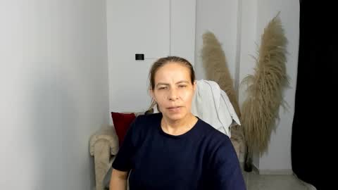 Snapshot of karlye_hot chatting on 03/18/26, 02:37 KARLYE online show from 03/18/26, 02:37