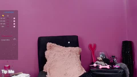 Snapshot of karlygreyss chatting on 01/28/25, 11:17 Karly online show from 01/28/25, 11:17