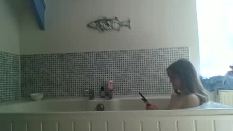 Snapshot of karmaqueen123 chatting on 03/20/26, 01:16 Karma Queen online show from 03/20/26, 01:16