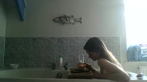 Snapshot of karmaqueen123 chatting on 04/10/26, 11:37 Karma Queen online show from 04/10/26, 11:37