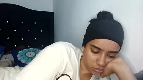 Snapshot of karo_horny chatting on 10/05/25, 05:22 Independent model online show from 10/05/25, 05:22