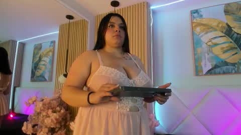 Snapshot of karo_linee chatting on 02/21/26, 12:06 karo_linee online show from 02/21/26, 12:06