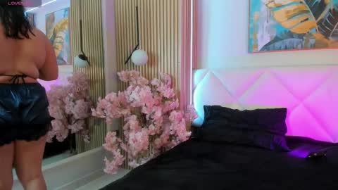 Snapshot of karo_linee chatting on 02/26/26, 12:04 karo_linee online show from 02/26/26, 12:04