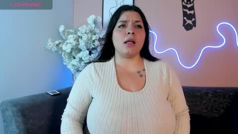 karo_linee online show from 06/02/26, 12:07