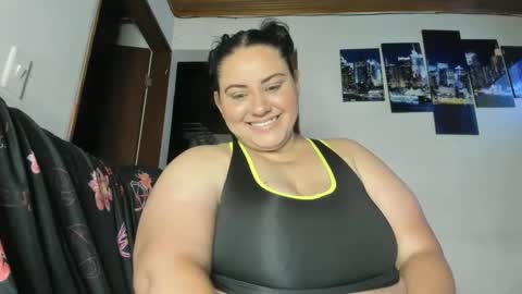 Snapshot of karol103900 chatting on 12/14/24, 06:13 Karol online show from 12/14/24, 06:13