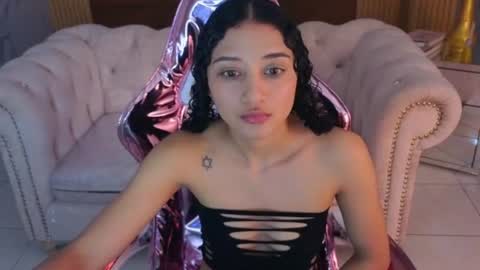 Snapshot of karol1_s chatting on 06/24/26, 02:54 karol1_s online show from 06/24/26, 02:54