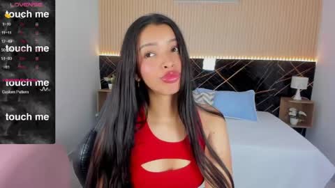 karol_cortes online show from 05/13/26, 01:30
