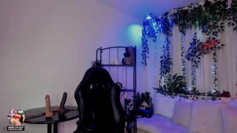  karol  online show from 04/30/26, 12:55