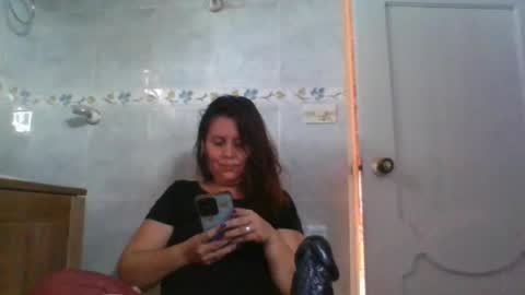 Snapshot of karol_gill chatting on 02/20/25, 09:09 Karol online show from 02/20/25, 09:09