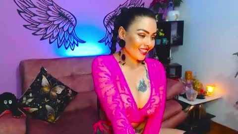 Snapshot of karol_kennedy chatting on 01/14/25, 06:02 Karol Kenedy online show from 01/14/25, 06:02