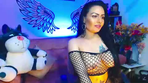 Snapshot of karol_kennedy chatting on 06/15/26, 06:26 Karol Kenedy online show from 06/15/26, 06:26