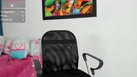 Snapshot of karol_w10 chatting on 02/01/25, 10:34 karol_w10 online show from 02/01/25, 10:34