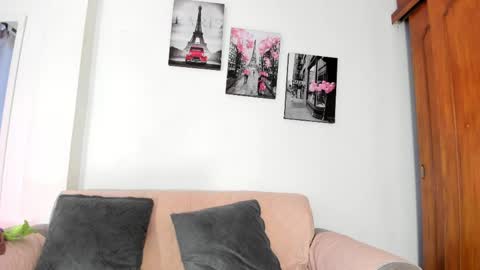 Snapshot of karol_w10 chatting on 04/01/26, 01:41 karol_w10 online show from 04/01/26, 01:41