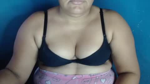 Snapshot of karolbb chatting on 01/08/25, 11:21 karolbb online show from 01/08/25, 11:21