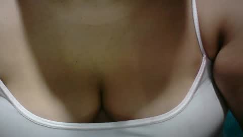 Snapshot of karolbb chatting on 03/09/25, 09:57 karolbb online show from 03/09/25, 09:57
