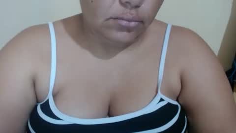 karolbb21 online show from 03/06/26, 11:28