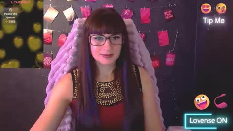 Caroline online show from 10/27/25, 06:39