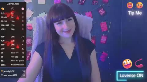 Caroline online show from 11/26/25, 03:35