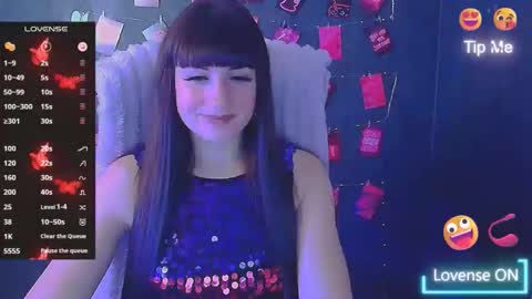 Caroline online show from 12/16/25, 06:51