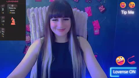 Caroline online show from 05/07/26, 06:08