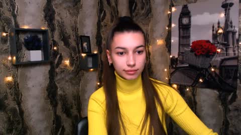 Snapshot of karolinamex_ chatting on 12/25/24, 10:37 Karolina online show from 12/25/24, 10:37