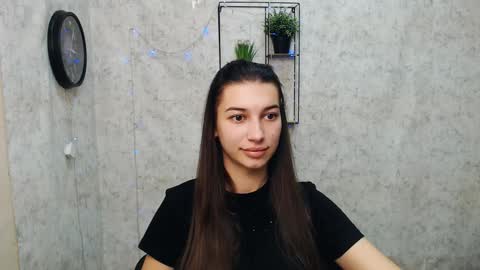 Snapshot of karolinamex_ chatting on 01/07/25, 10:11 Karolina online show from 01/07/25, 10:11