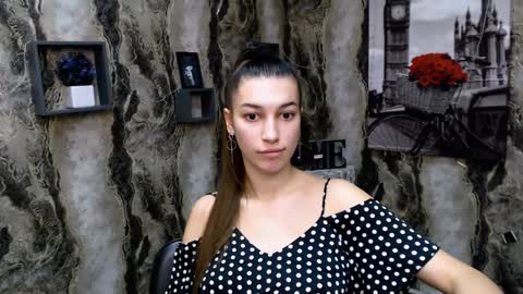 Snapshot of karolinamex_ chatting on 01/13/25, 08:58 Karolina online show from 01/13/25, 08:58