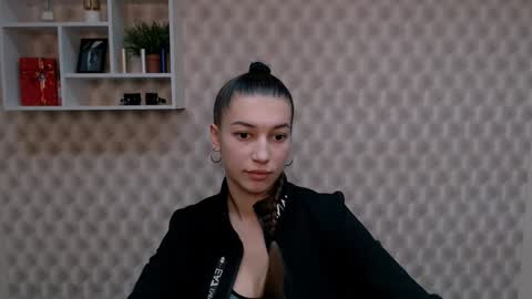 Snapshot of karolinamex_ chatting on 01/16/25, 10:10 Karolina online show from 01/16/25, 10:10