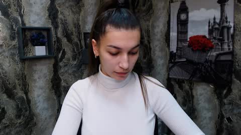 Snapshot of karolinamex_ chatting on 01/28/25, 10:45 Karolina online show from 01/28/25, 10:45