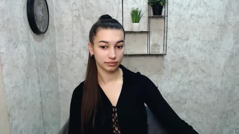 Snapshot of karolinamex_ chatting on 02/09/25, 06:54 Karolina online show from 02/09/25, 06:54