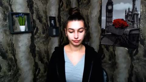 Snapshot of karolinamex_ chatting on 02/18/25, 10:49 Karolina online show from 02/18/25, 10:49