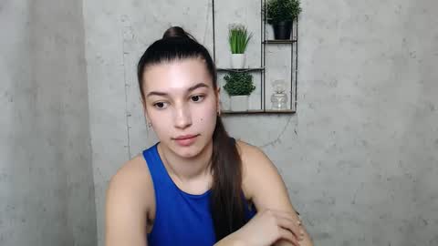 Snapshot of karolinamex_ chatting on 03/07/25, 10:02 Karolina online show from 03/07/25, 10:02