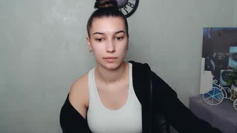 Snapshot of karolinamex_ chatting on 03/12/25, 10:05 Karolina online show from 03/12/25, 10:05